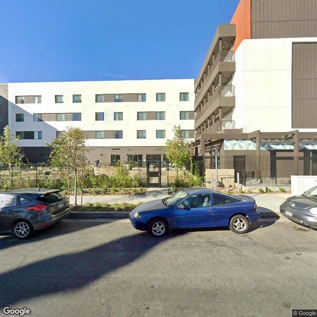 Photo of 21300 Devonshire St