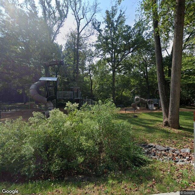 Photo of HILLWOOD MANOR