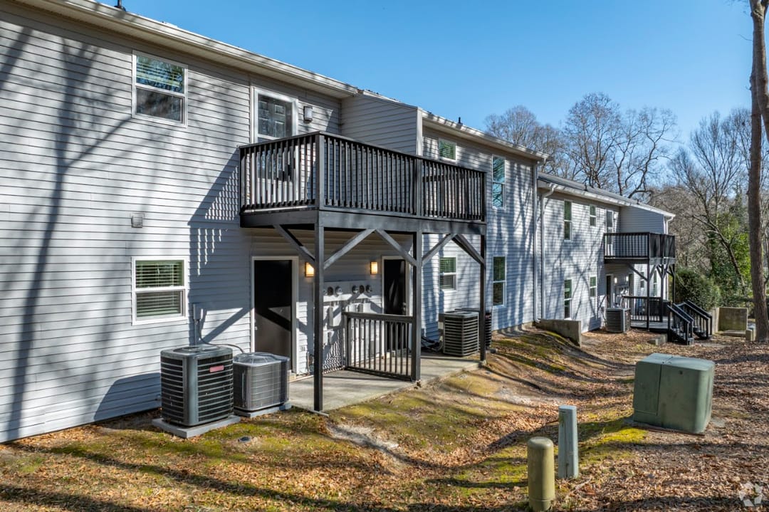 Photo of Gastonia Groves Apartments