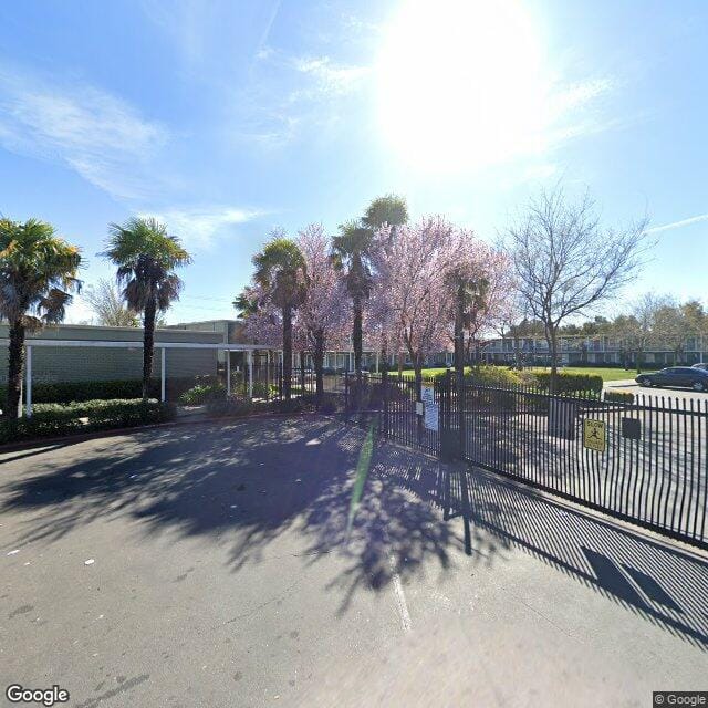 Photo of SAYBROOK APTS