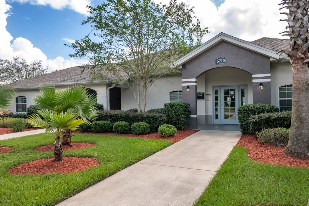 Photo of Madelyn Oaks Apartments