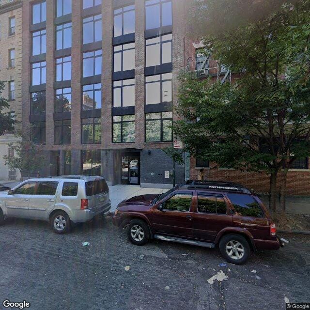 Photo of 336 E 112th St