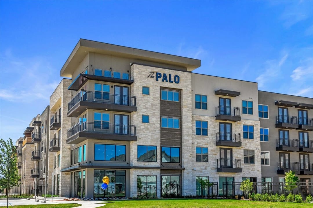 Photo of Palo Royale Apts