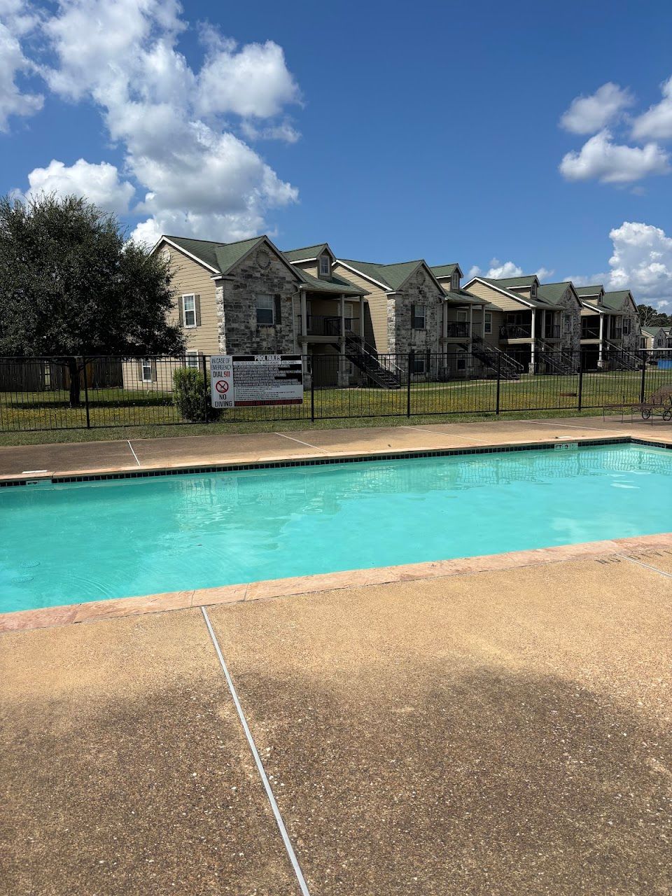 Photo of Cole Creek Apartments