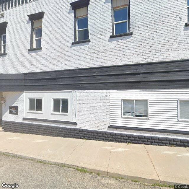 Photo of 108 W Mill St