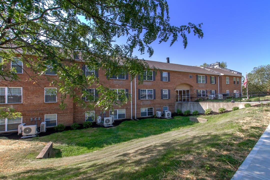 Photo of Brooksville Court & Brooksville Green