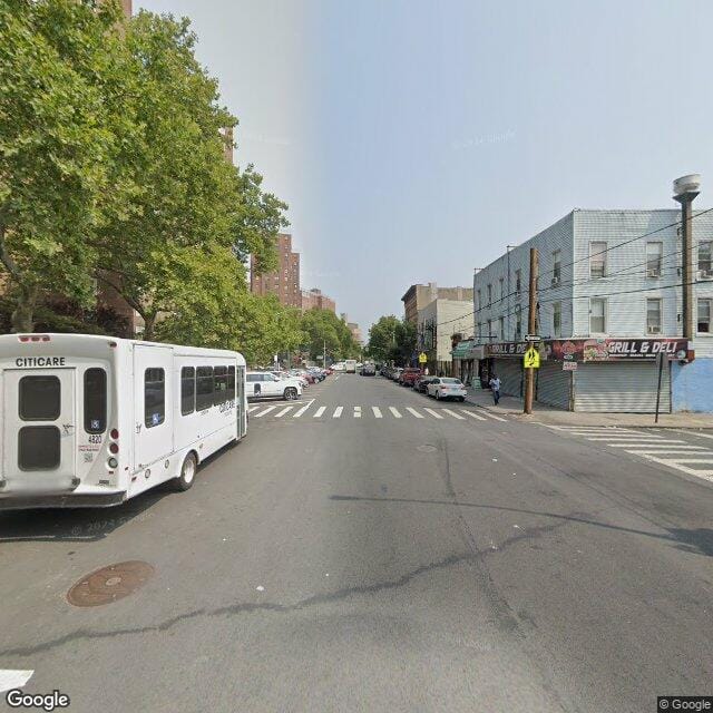 Photo of Courtlandt Manor