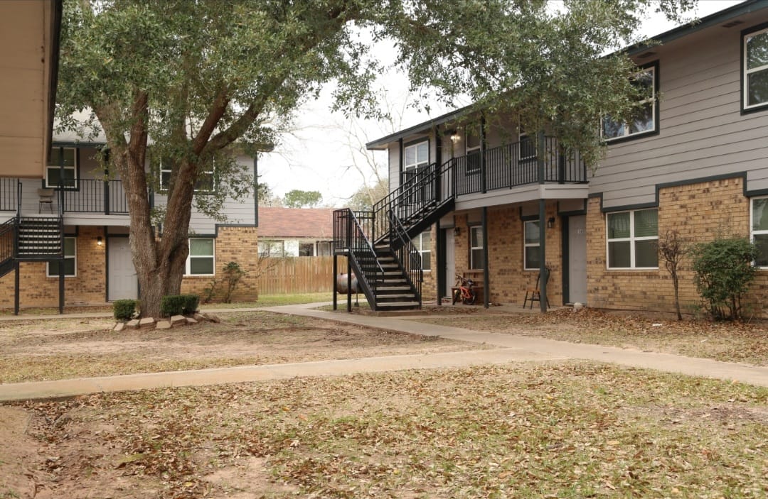 Photo of Oak Place Apartments