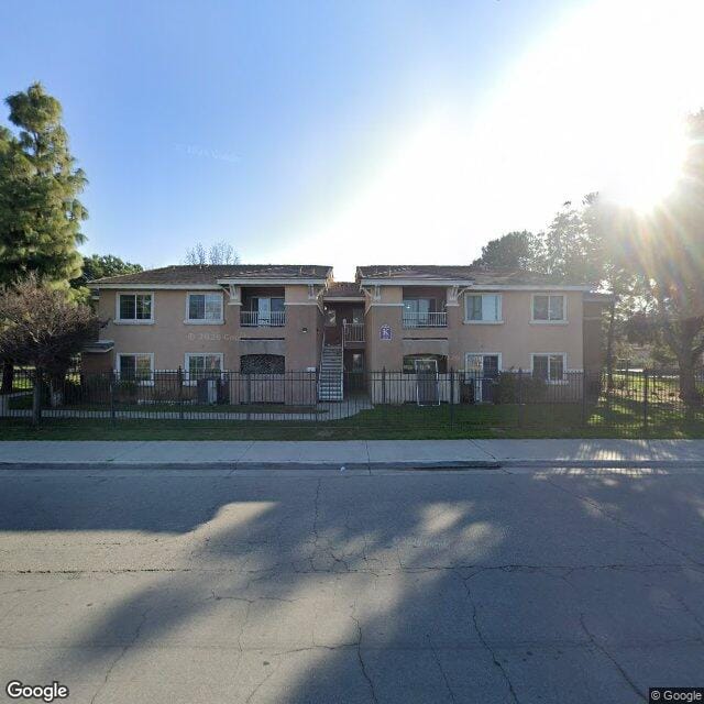 Photo of KING SQUARE FAMILY APTS