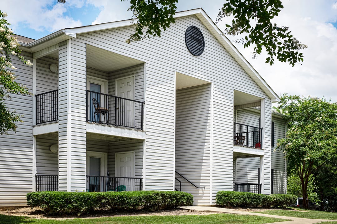 Photo of 2475 Greenfield Ave