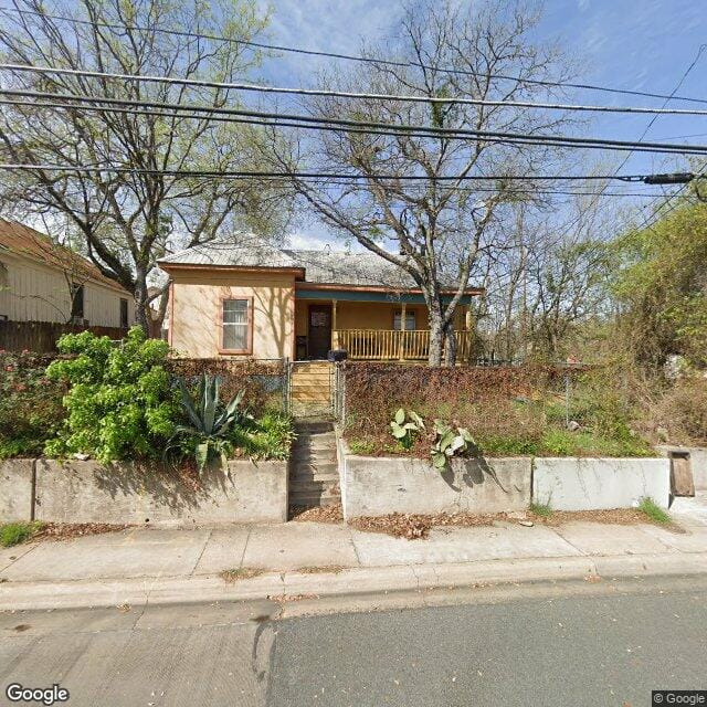 Photo of 2208 E 12TH ST