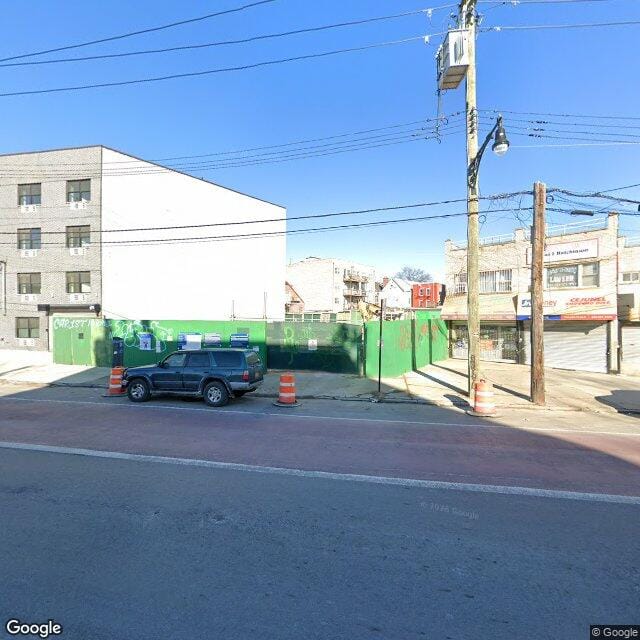 Photo of 1435 E Gun Hill Rd