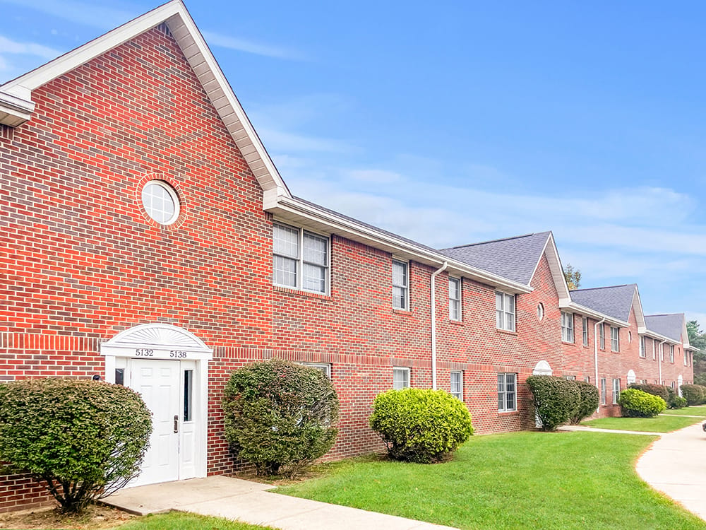 Photo of Turnberry Square Apartments