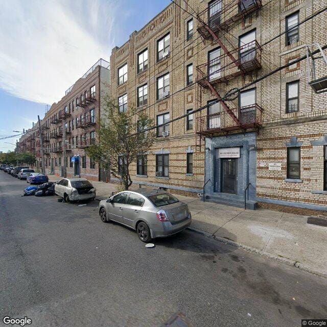 Photo of GENESIS NEIGHBORHOOD PLAZA II (HELP USA)