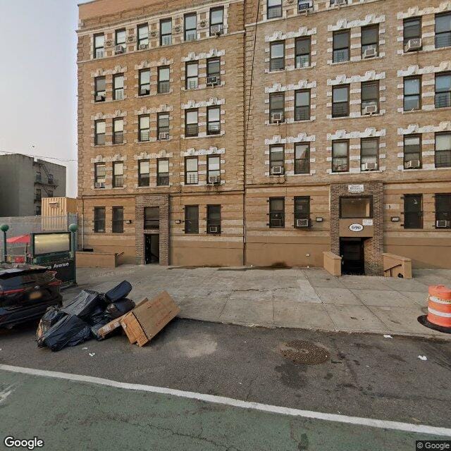 Photo of 690 E 138th St