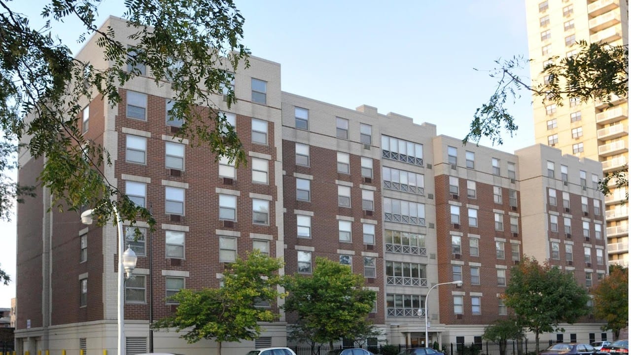 senior suites of south shore