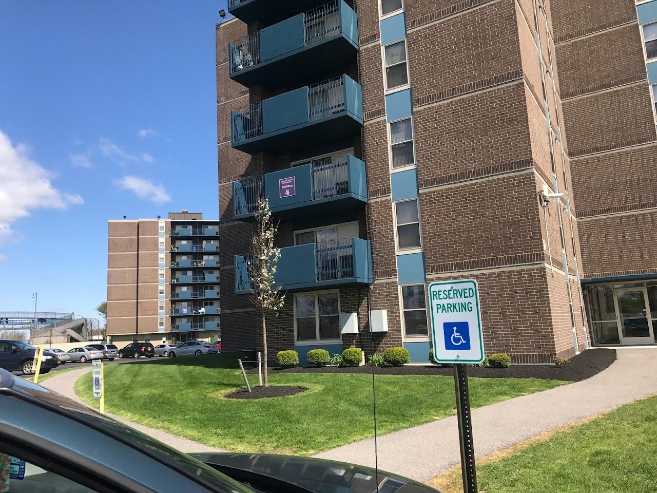 mariner towers