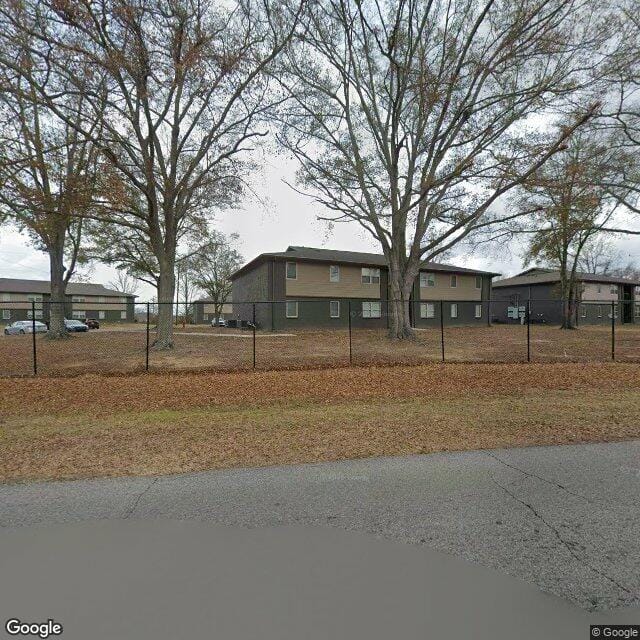 Photo of Canton Manor Apartments at 1110 Holmes Ave Canton, MS 39046