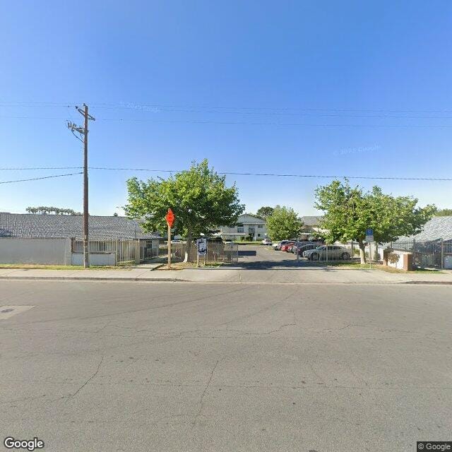 Photo of FOOTHILL VISTA APTS at 600 MORNING DR BAKERSFIELD, CA 93306