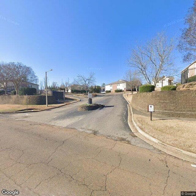 Photo of BRADFORD PARK APTS at 5735 ARBOR DR SOUTHAVEN, MS 38671