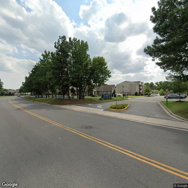 Photo of Summerdale Apartments. Affordable housing located at 5951 Tiger Lily Ln Richmond, VA 23223
