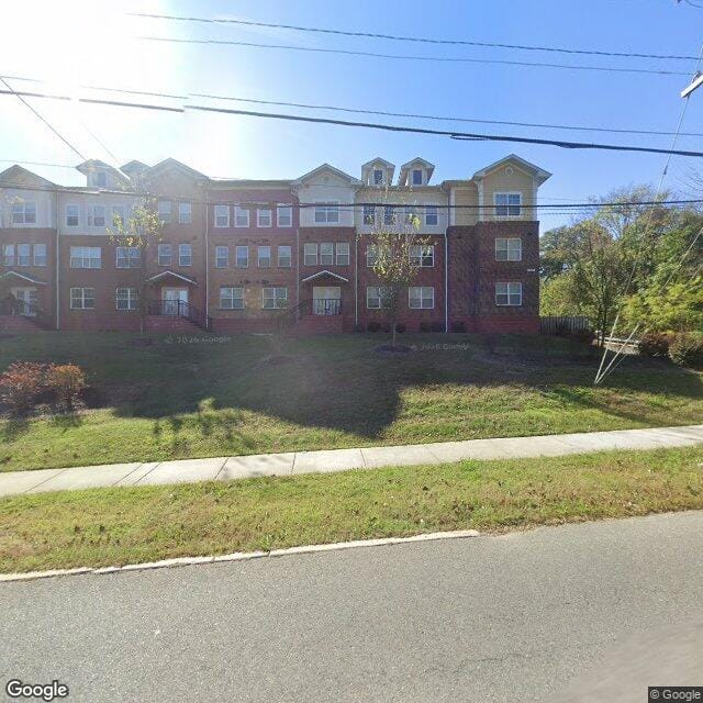 Photo of Glenwood Ridge Apartments. Affordable housing located at 3801 Glenwood Ave Richmond, VA 23223