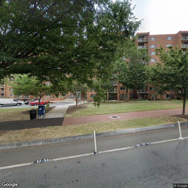 Photo of GOLDEN RULE APTS II. Affordable housing located at 901 NEW JERSEY AVE NW WASHINGTON, DC 20001