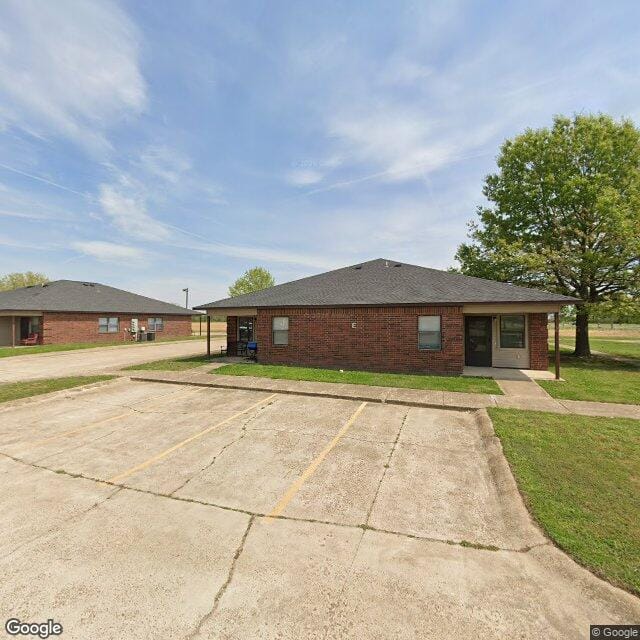 Photo of VILLAGE OAKS APARTMENTS at 1004 BYRUM RD BLYTHEVILLE, AR 72315