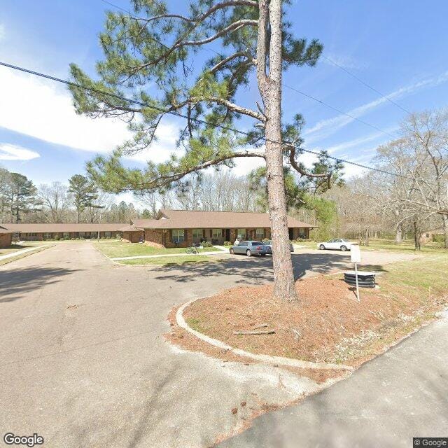 Photo of Golden Age Apartments at 207 North Ave Pelahatchie, MS 39145