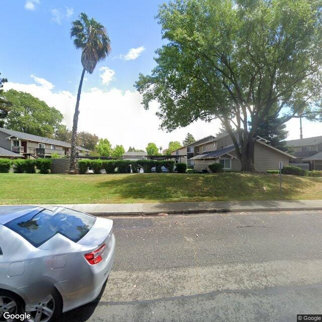 Photo of WOODSIDE COURT APTS at 555 ALASKA AVE FAIRFIELD, CA 94533