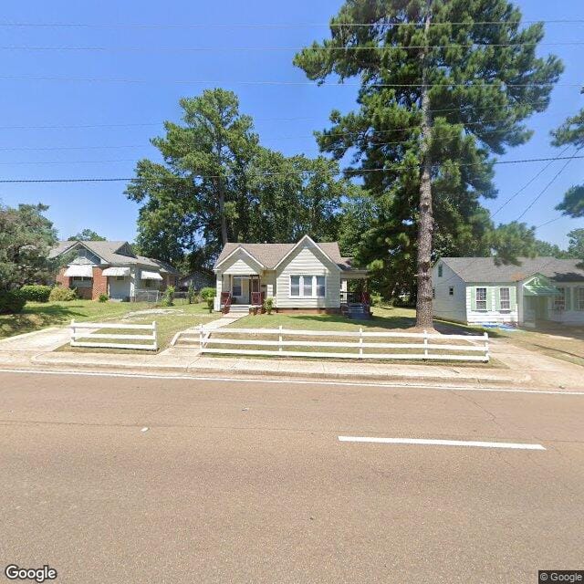 Photo of 1820 ROBINSON ST at 1820 ROBINSON ST JACKSON, MS 39209