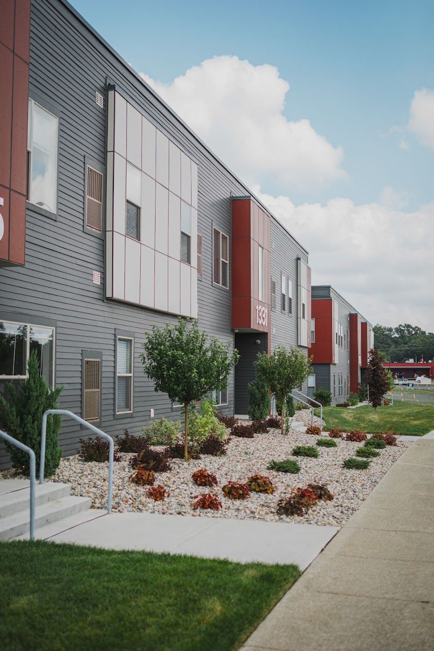 Photo of HOM FLATS AT 28 WEST. Affordable housing located at 1401 PRAIRIE PARKWAY SW WYOMING, MI 49509