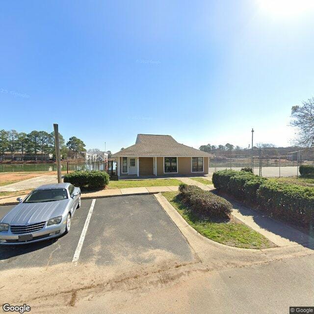 Photo of Lake Vista. Affordable housing located at 206 Northlake Dr Warner Robins, GA 31093