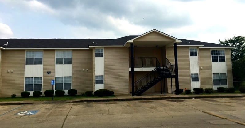 Photo of LIBERTY VILLAGE APARTMENTS at 2400 DELOACHE STREET MONROE, LA 71201