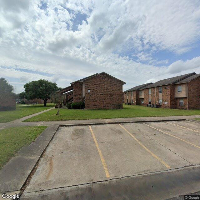 Photo of Willowchase Apartments at 1845 5th St Hempstead, TX 77445