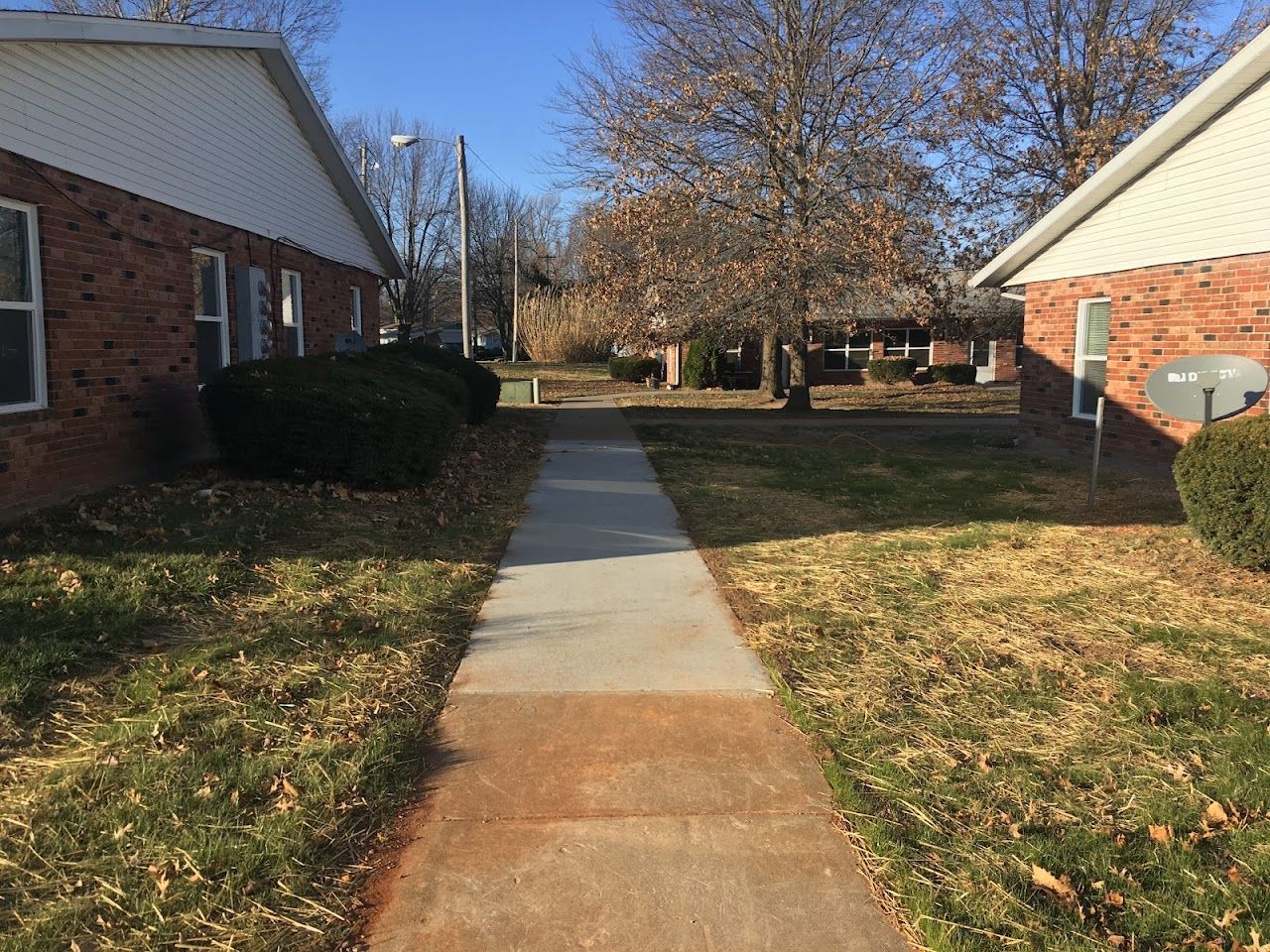 Photo of Billings Apartments. Affordable housing located at 203 S Cedar St Billings, MO 65610