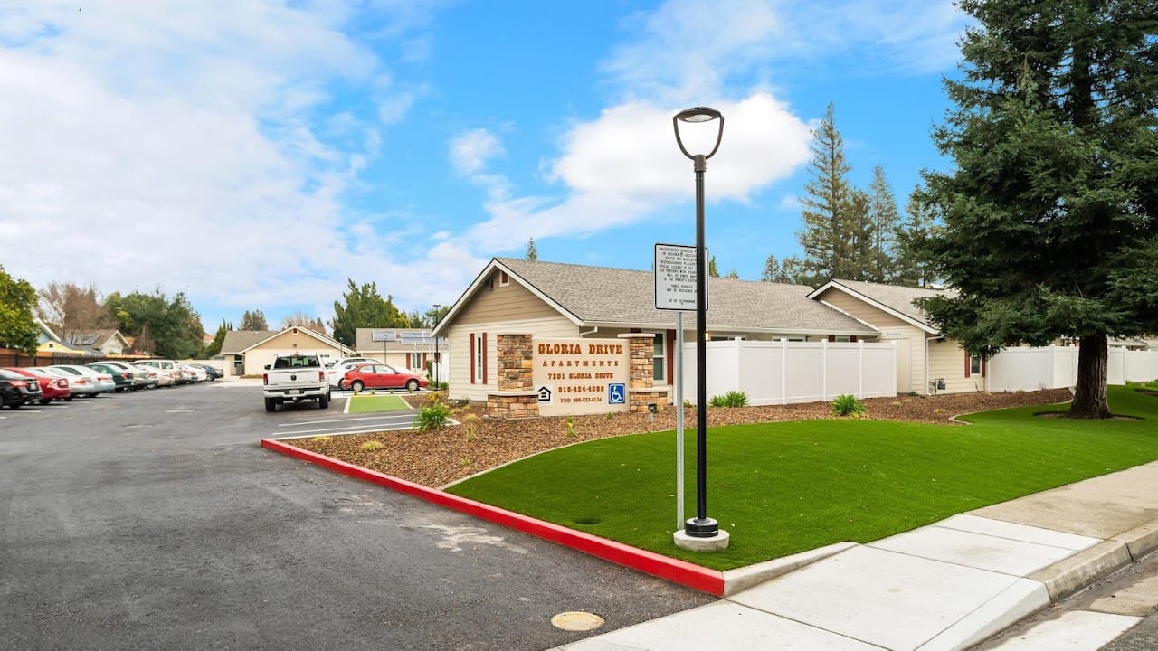 Photo of GLORIA DRIVE APARTMENTS at 7201 GLORIA DRIVE SACRAMENTO, CA 95831