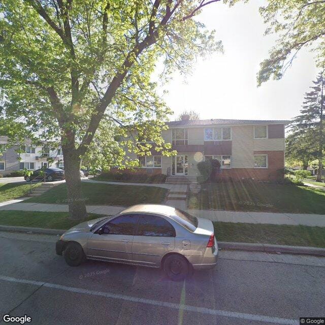 Photo of HILLCREST APARTMENTS. Affordable housing located at 1905 S WEST AVENUE WAUKESHA, WI 53189