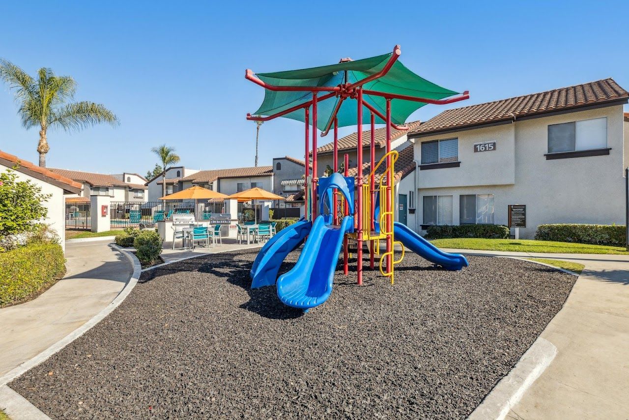 Photo of 10501 Wilmington Ave at 10501 Wilmington Ave Los Angeles, CA 90002