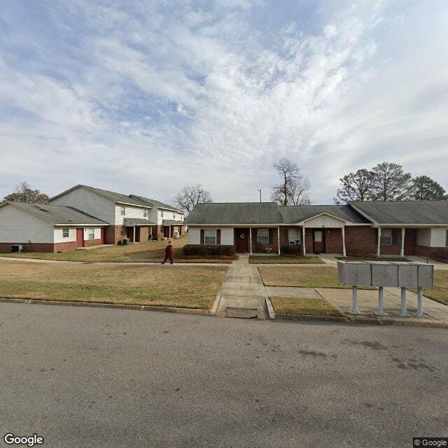 Photo of Pecan Lane Apartments. Affordable housing located at 915 Stuart St Eufaula, AL 36027