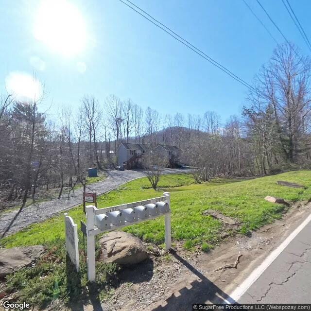 Photo of 742-746 Bee Tree Rd. Affordable housing located at 742-746 Bee Tree Rd Swannanoa, NC 28778