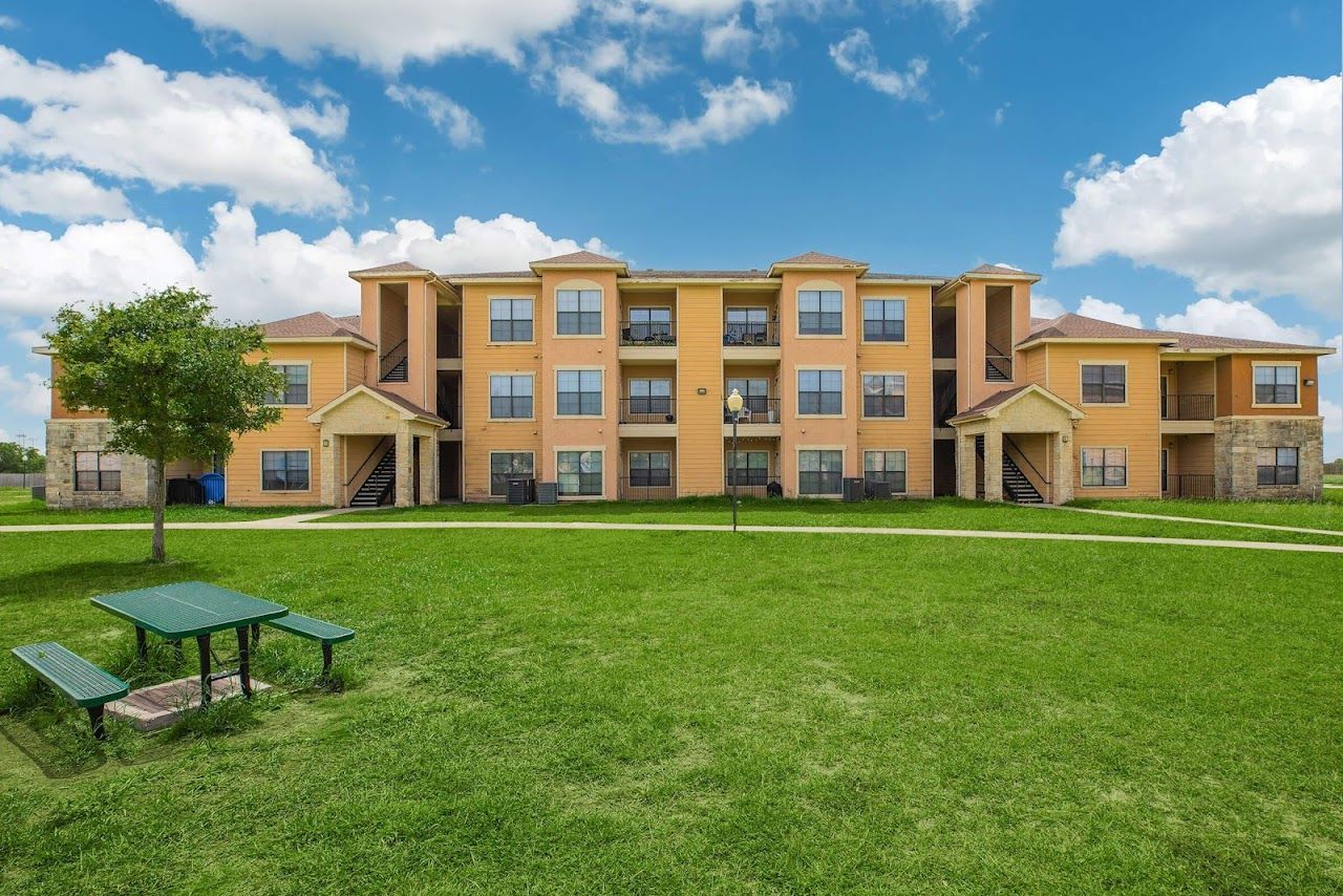 Photo of Navigation Pointe Apartments at 901 S Navigation Blvd Corpus Christi, TX 78405