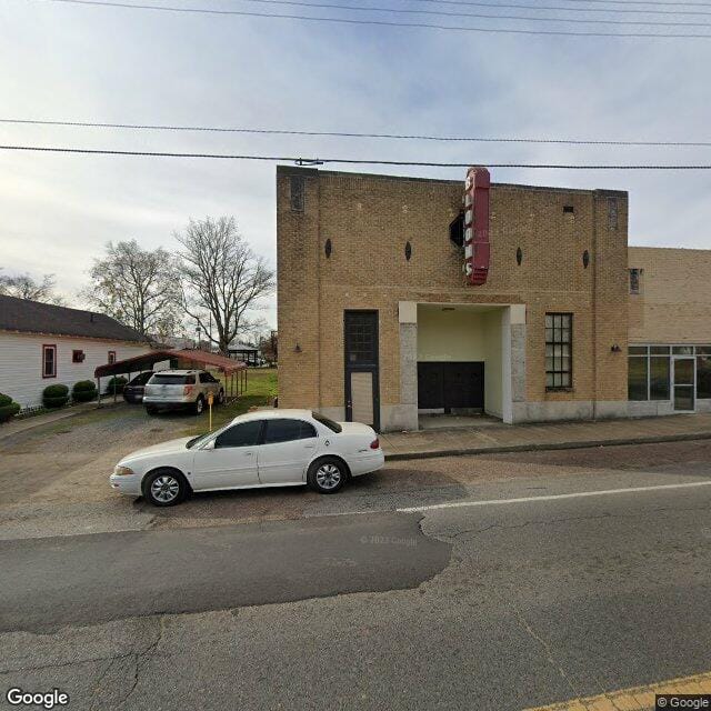 Photo of Blooms Apartments. Affordable housing located at 102 Snyder St Tallulah, LA 71282