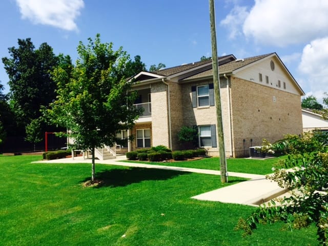 Photo of HIGH FOREST APTS I. Affordable housing located at 77 HIGH FOREST LN JASPER, AL 35501