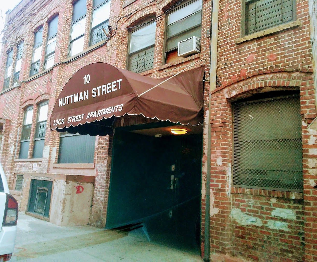 Photo of LOCK STREET APARTMENTS #616. Affordable housing located at 10 NUTTMAN ST NEWARK, NJ 07103