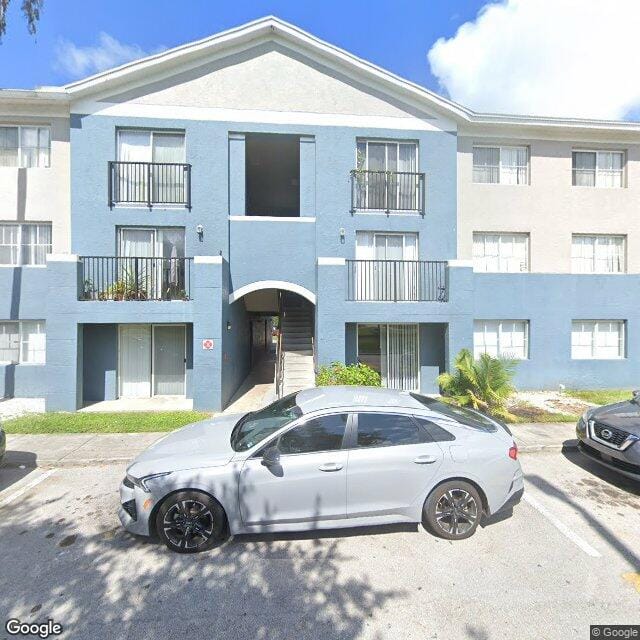 Photo of Sabal Chase Apartments. Affordable housing located at 100 Corner Dr Fort Pierce, FL 34947