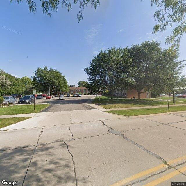 Photo of Allen Park Housing Commission. Affordable housing located at 17000 CHAMPAIGN Road ALLEN PARK, MI 48101