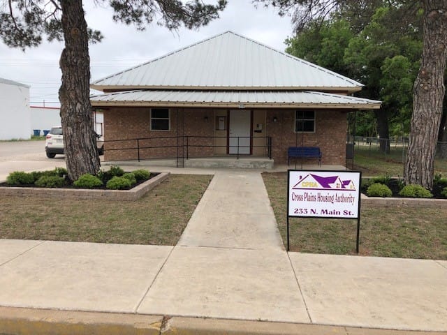 Photo of Housing Authority of the City of Cross Plains. Affordable housing located at 233 N. Main St. CROSS PLAINS, TX 76443