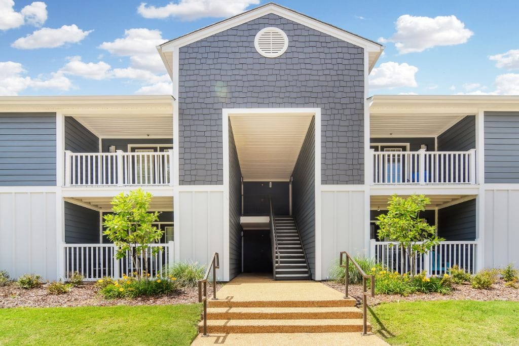 Photo of Richland Hills at 306 McCrary Dr Columbus, MS 39702