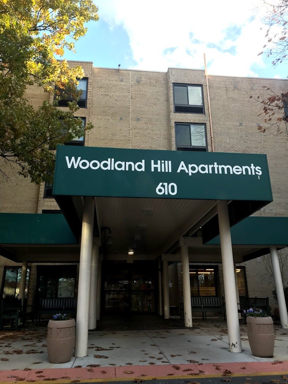 Photo of WOODLAND HILL at 610 SOUTH CARLIN SPRING RD. ARLINGTON, VA 22204